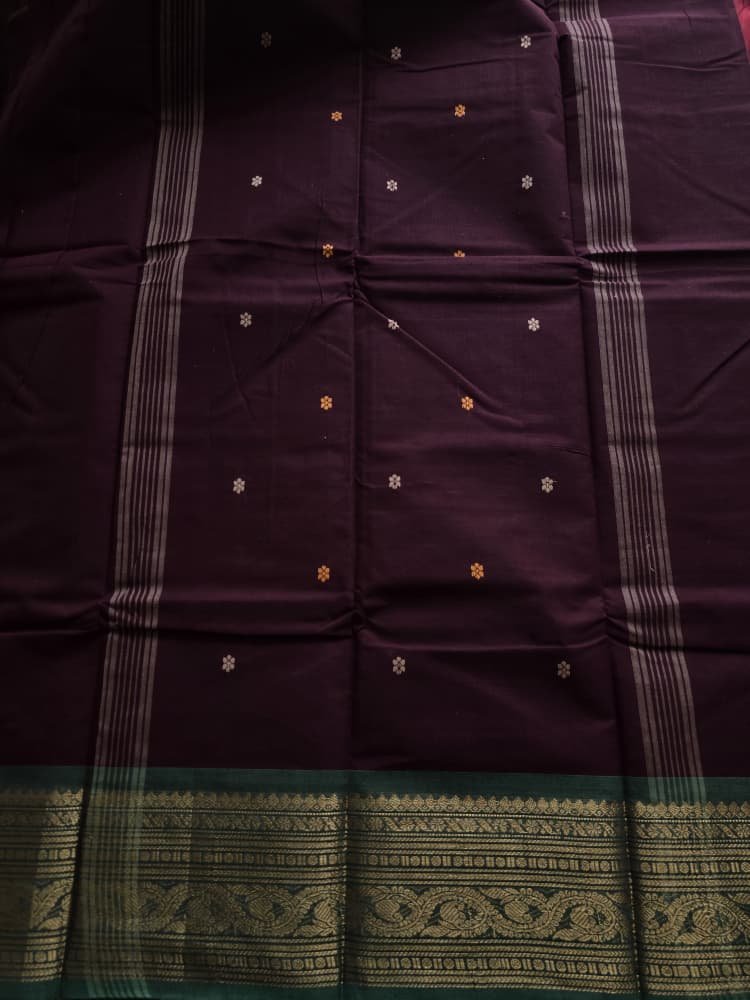 Chettinad Saree in Wine with Green Border | Floral Motifs - Image 3